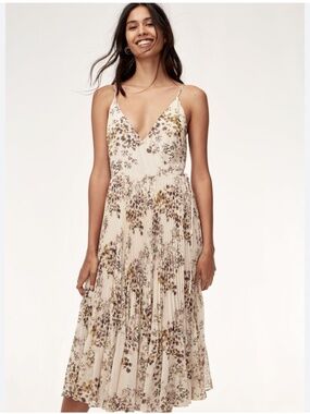 Aritzia Wilfred Beaune Pleated Floral Midi Wrap Dress S